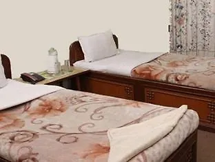 Hostel Kings Land Hotel *